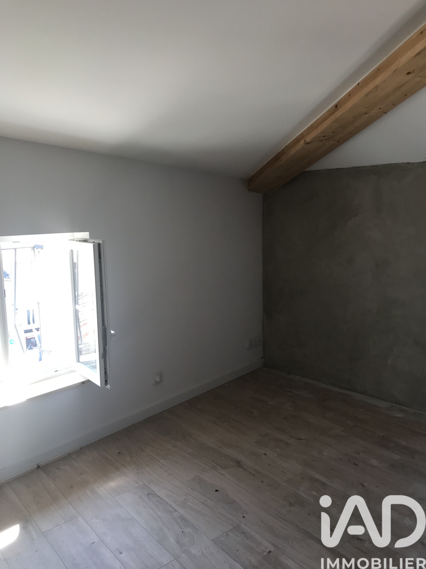 Appartement T2 – 63 m²