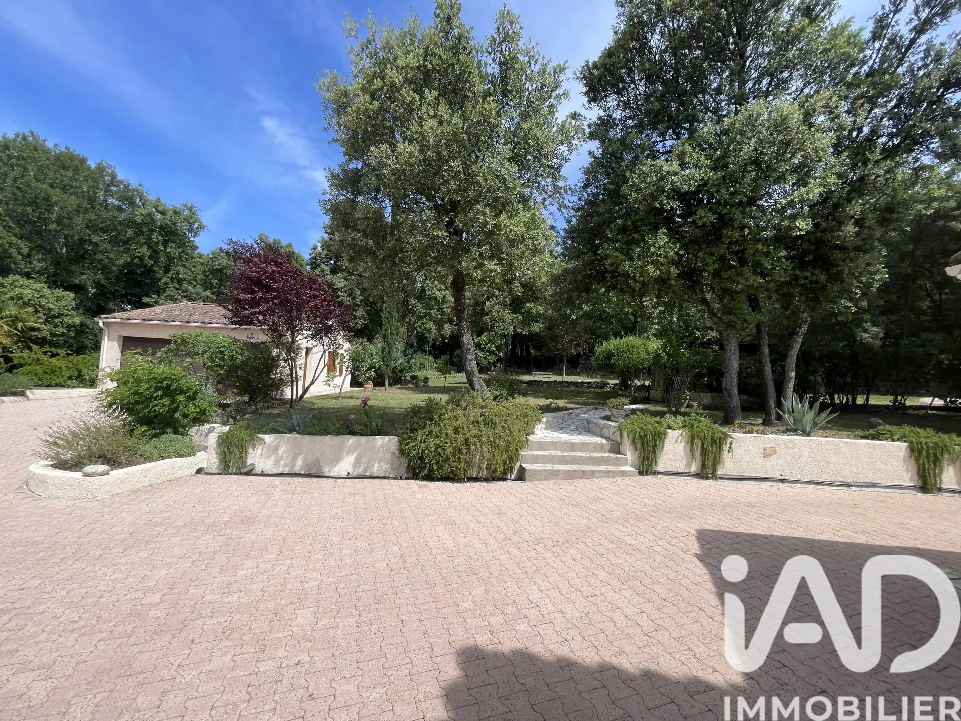 iad-2039355-11 Maison – 170 m²